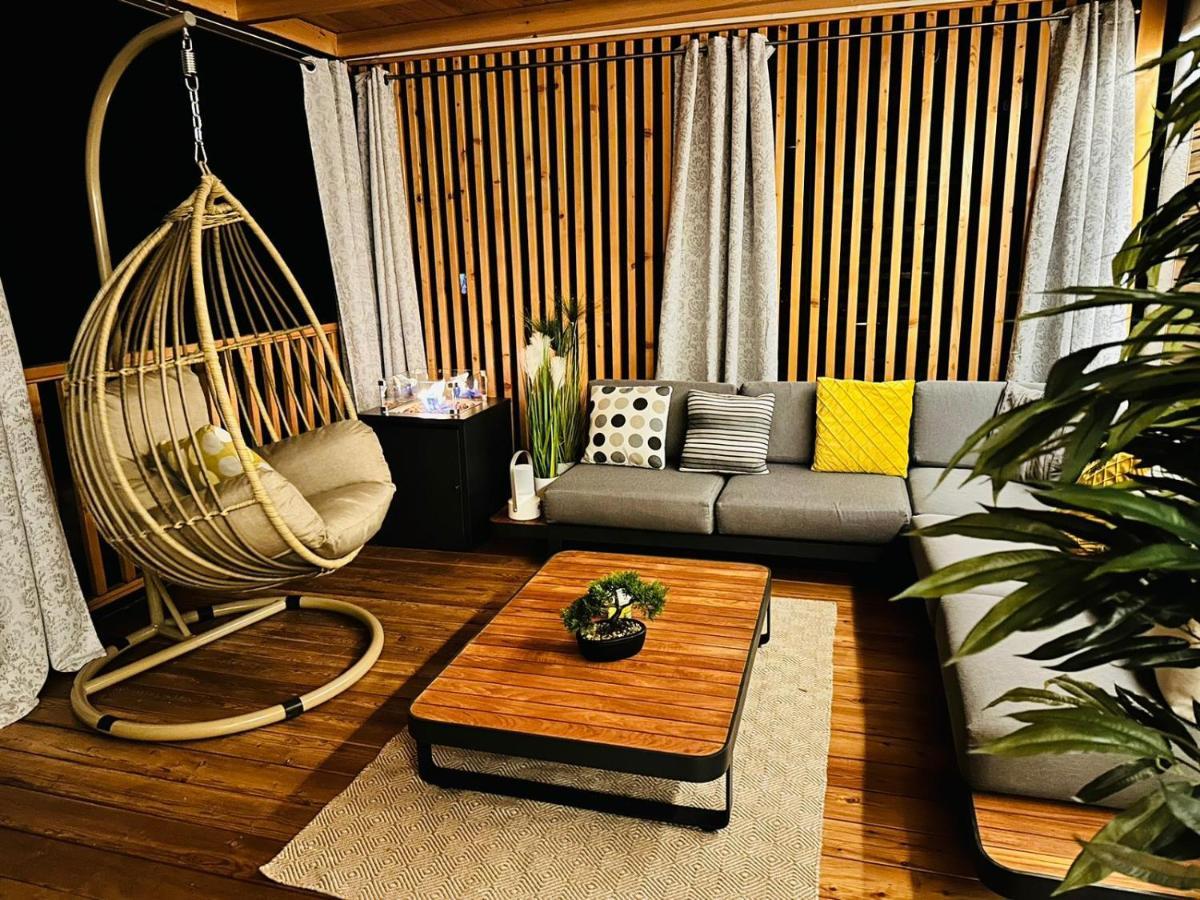 Iris Holiday Homes ビオグラード・ナ・モル エクステリア 写真