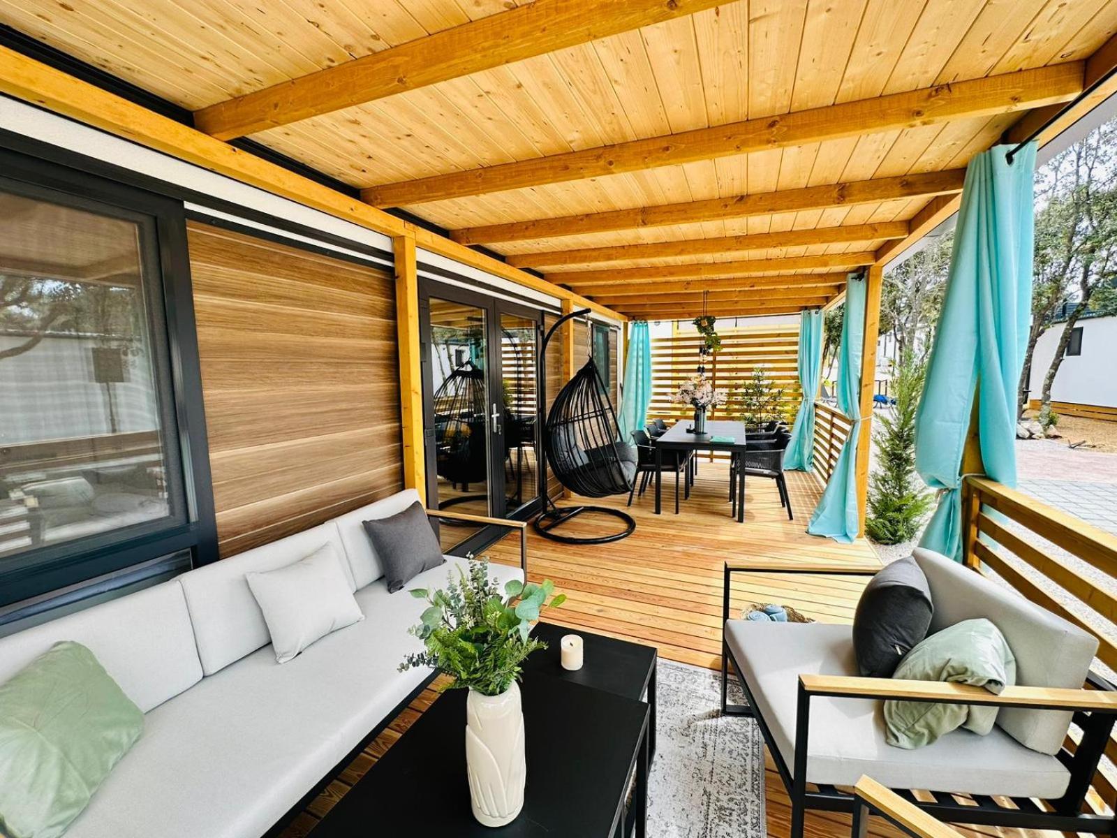 Iris Holiday Homes ビオグラード・ナ・モル エクステリア 写真