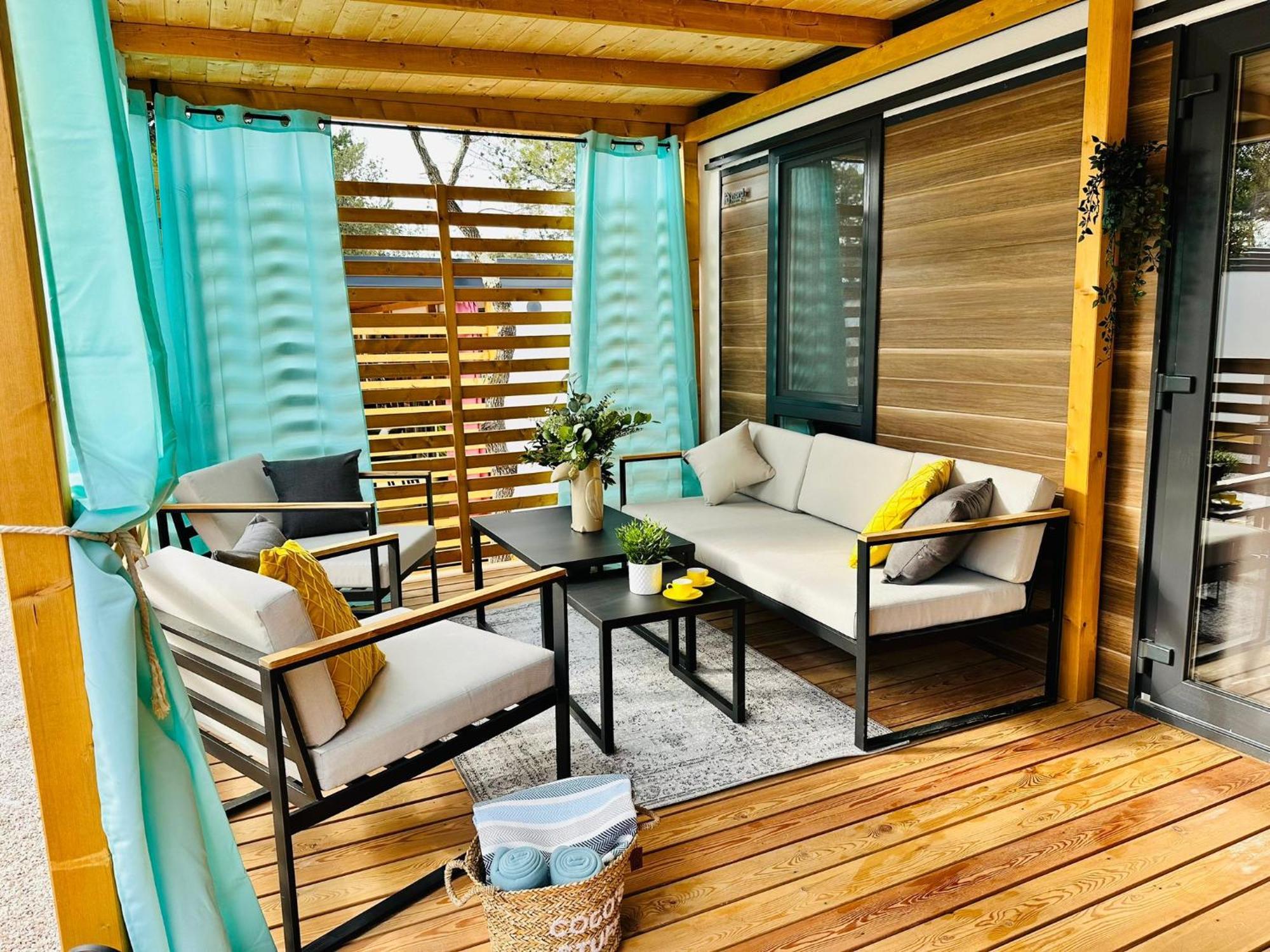 Iris Holiday Homes ビオグラード・ナ・モル エクステリア 写真