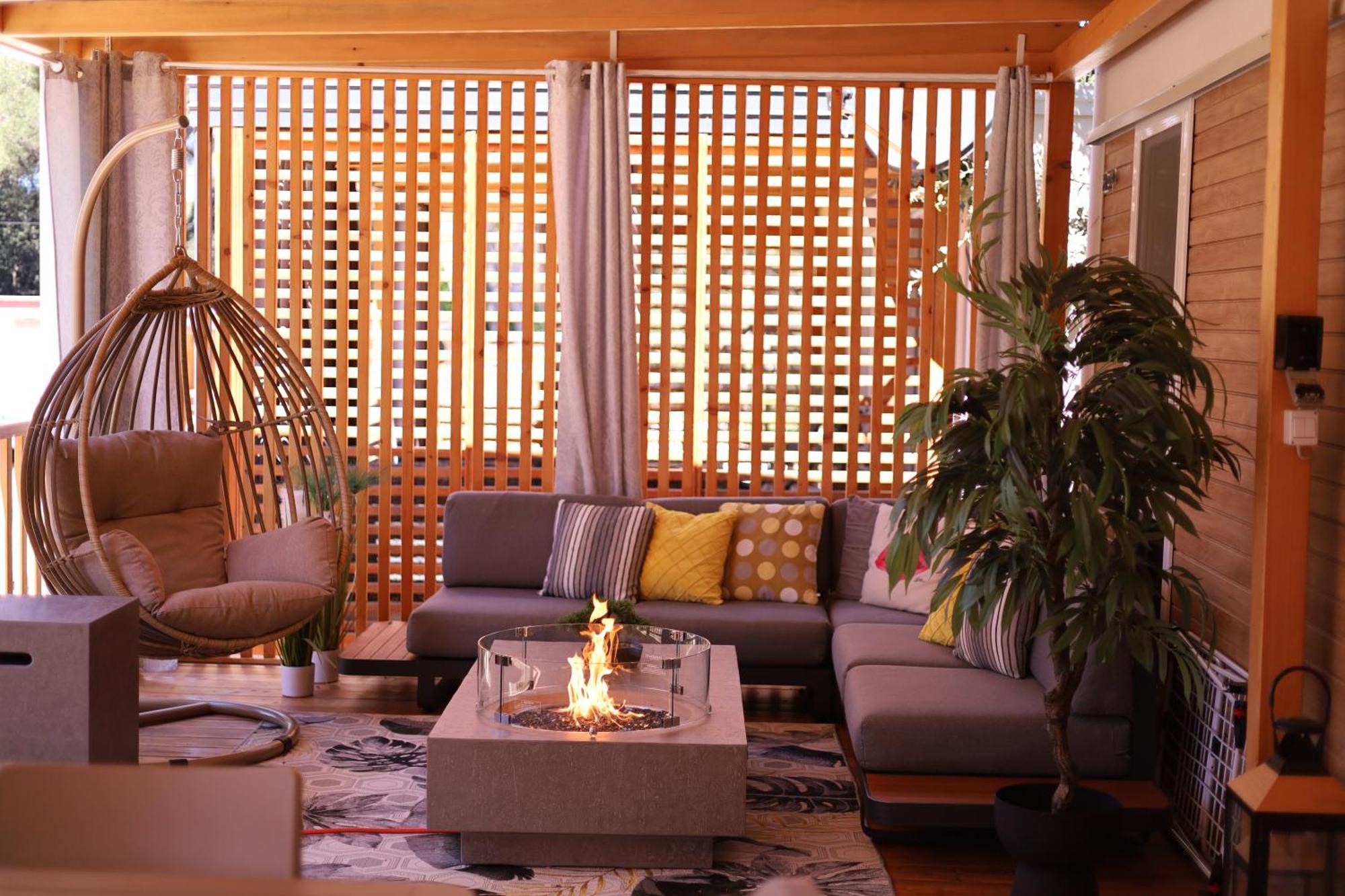 Iris Holiday Homes ビオグラード・ナ・モル エクステリア 写真